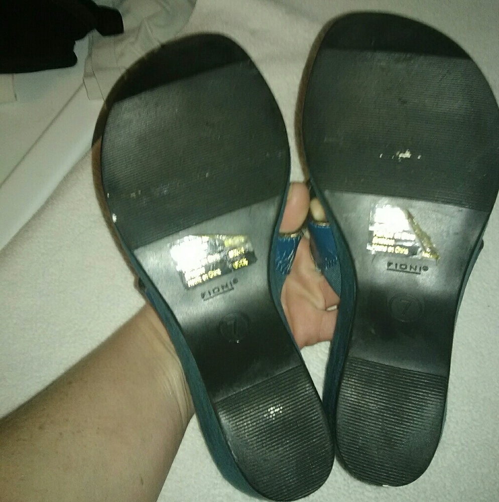 Fioni Wedges - Picture 5 of 5